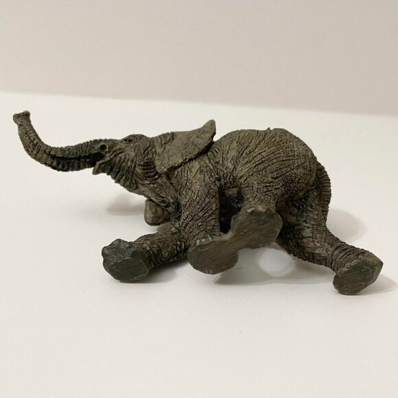 Vintage Elephant Resin Figurine 4.5 Inch Long Figure - Picture 16 of 16